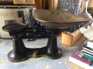 1910 Australian OK Domestic Weighing Scales and 5 Imperial Standard
