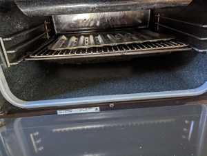 Wall mounted oven and cooktop combo