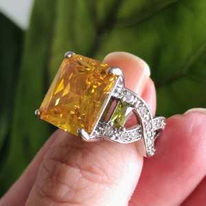 Stunning citrine and green ring sterling 925