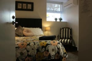 Accommodation Budget Rooms 4 Rent CoLiving Student Backpacker Bondi Jn