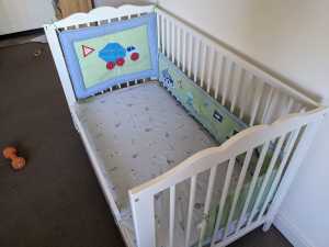Ikea Hensvik cot / toddler bed