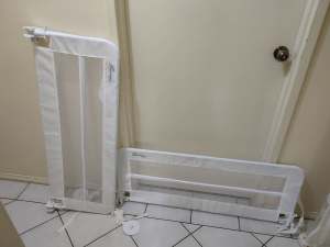 Bed safety rails 