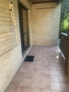 $300 per week 1 bedroom self contained flat