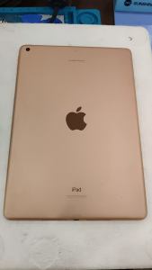 iPad 8th Gen Rose Gold 128GB 