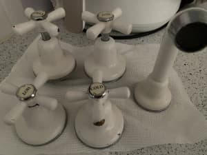 Phoenix White tap wares - Bath/shower