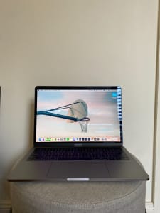 13 Inch Macbook Pro with Touch Bar 256GB (2019)