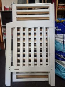 Grotime cot good condition and grotime mattress