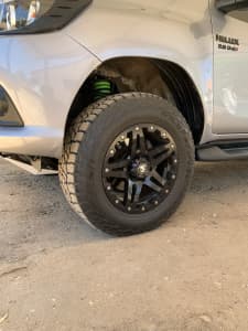 Hilux Wheels/tyres