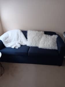 2/3 seater sofa bed, excellent condition 1400 wide
