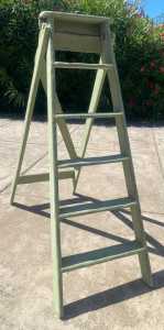 Vintage Rustic Ladder, 137x55cm. Cash/meetup only