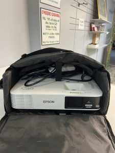 Epson EB2250U Data Projector with Bag