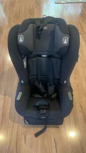 Britax Car Seat - Safe n Sound