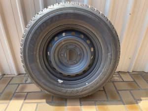 Ford Ranger Tyre and Rim 265/65r17