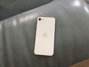 iPhone white Se model