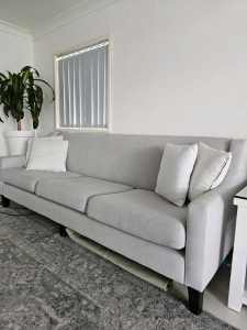 3.5 and 2 seater couches sofa 