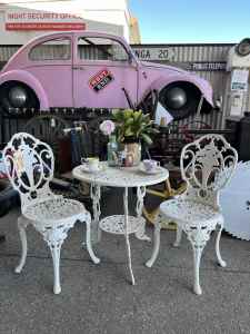 NEW: Rose 🌹 Heavy Cast Iron Garden Table & Chairs