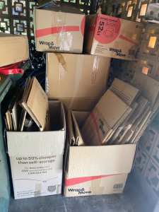 Free moving packing boxes