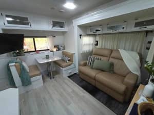 Tiny home / caravan 