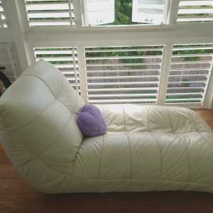 Stunning white leather chaise lounge