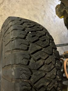 Patrol rims and tyres