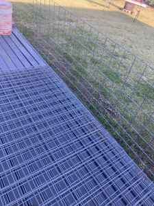 Thick wire mesh