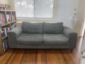 2.5 seater couch FREE