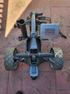 Motocaddy m7 remote electric golf buggy 