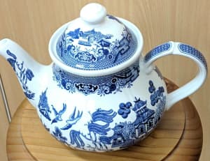 Willow Teapot