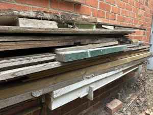 FREE WOOD /TIMBER - Assorted 