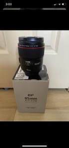 Canon EF 85mm F1.4L IS Lens plus Hoya HD UV Filter