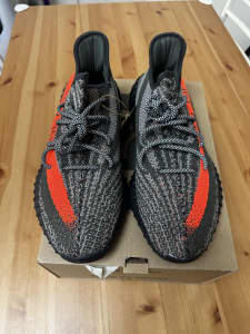 Yeezy 350 V2 in Carbon Beluga US11 Authentic