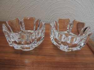 Mums Day gift: 2 x 6-sided Orrefors Corona crystal glass bowls