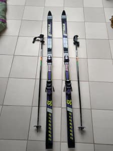 Skis And Poles Set 195 cm