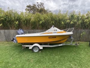 Nautiglass half cabin boat for sale