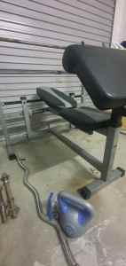Bench Press and weight set up 