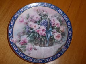 Lena Liu Roses plate