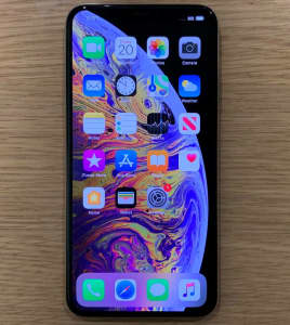 iPhone Xs Max 256G Silver Unlocked $549 final offer Great condition