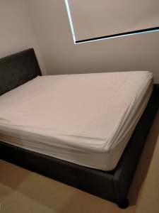 Queen size Gas lift bed