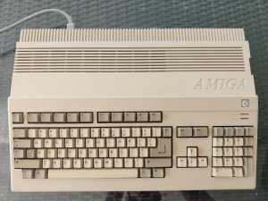 Commodore Amiga 500 Computer with Power Supply 