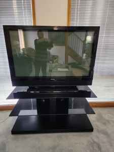 Plasma HD TV Soniq QASA 50 inch with media stand