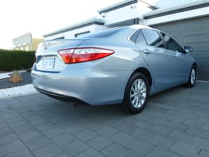 2017 Toyota Camry Low KMs - Impeccably Maintained, Exceptional Value!