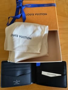 Limited Edition Louis Vuitton slender wallet M80806