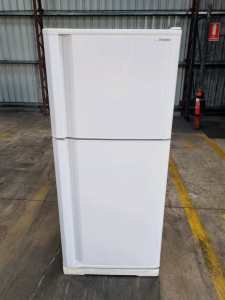 Mitsubishi fridge freezer 
