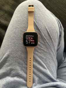 Brand new Fit Bit Versa 2 Smart watch.