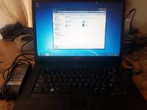 Laptop DELL E5500 Intel P8600/4G Ram/160G HDD/DVD/WiFi with Win7