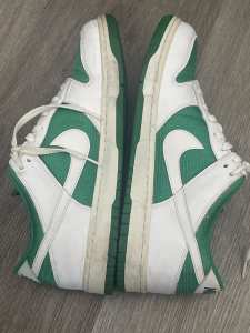Wanted: Sport Shoes white and green