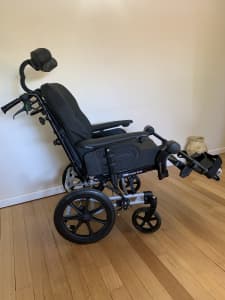 REA Azalea Tilt Wheelchair
