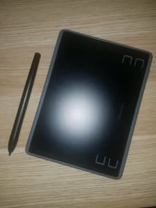 Huion H430P drawing tablet