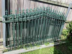 Aluminium Fence Panels x 5