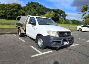2011 TOYOTA HILUX WORKMATE 4 SP AUTOMATIC C/CHAS, 3 seats TGN16R MY11 